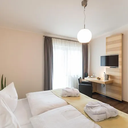 Brauers Landarthotel Gmbh 3*